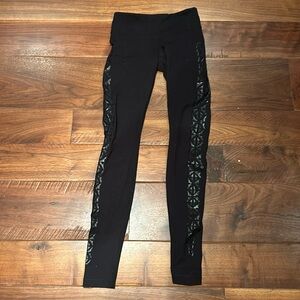 Black Athleta leggings